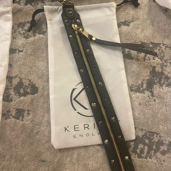 Kerikit Black Leather bag strap with Gold Accents - Picture 1 of 1